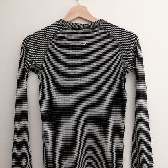 Lululemon Swiftly Tech Long Sleeve White Black Stripe 4 - Picture 10 of 16